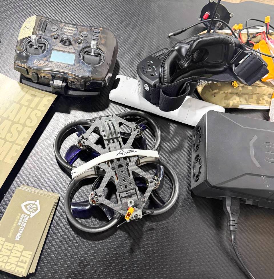 Наше обладнання. Тут готують справжніх пілотів